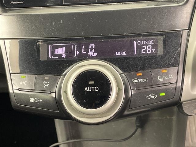 Toyota PRIUS 2011 8150427-21
