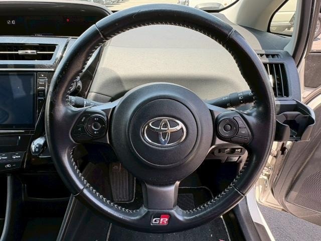 Toyota PRIUS 2019 8150441-15