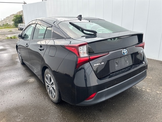 Toyota PRIUS 2021 8150740-1