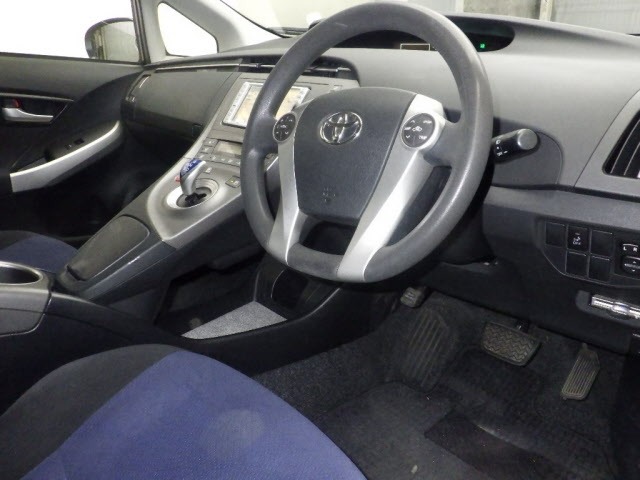 Toyota PRIUS 2014 8150786-3