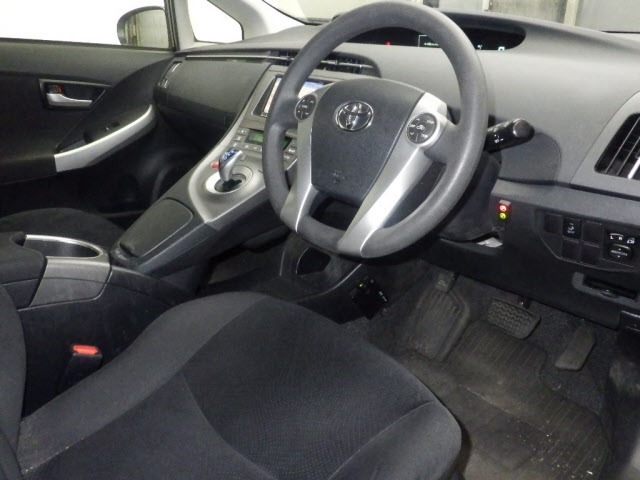 Toyota PRIUS 2015 8150809-3
