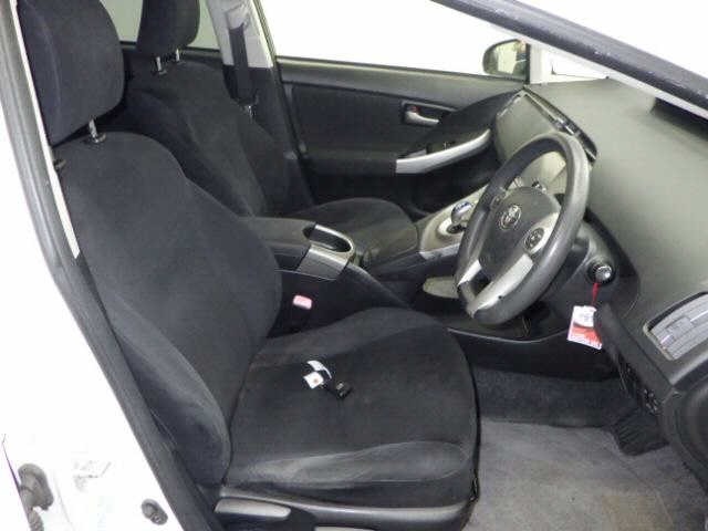 Toyota PRIUS 2013 8150825-6