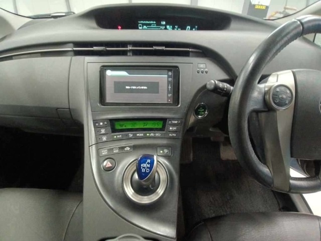 Toyota PRIUS 2011 8150832-11