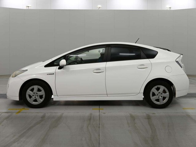 Toyota PRIUS 2011 8150839-4