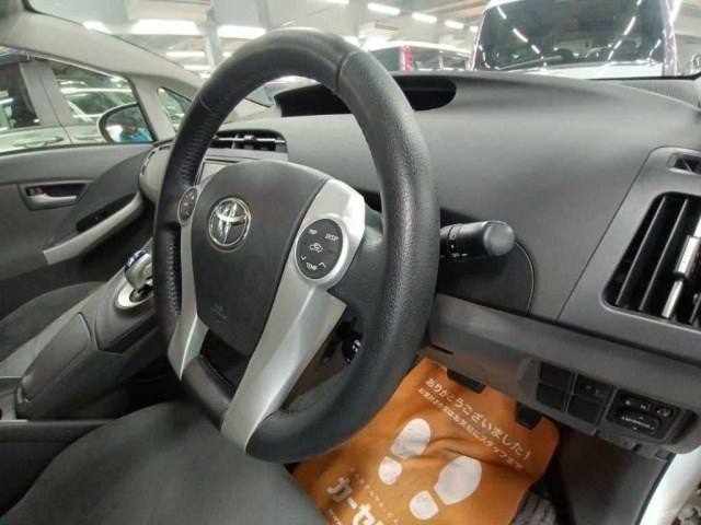 Toyota PRIUS 2011 8150839-9