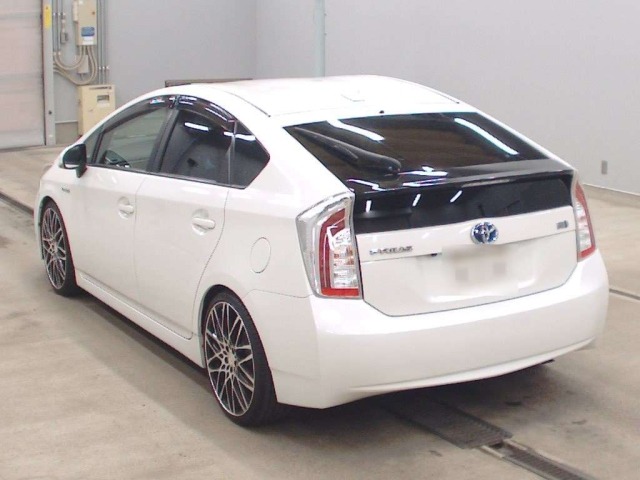 Toyota PRIUS 2014 8150868-6