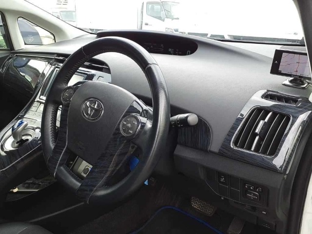 Toyota PRIUS 2014 8150868-7
