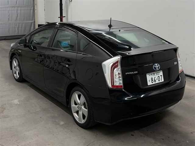 Toyota PRIUS 2014 8151036-1
