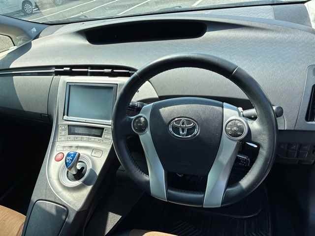 Toyota PRIUS 2014 8151036-3