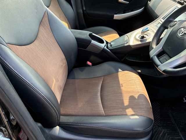 Toyota PRIUS 2014 8151036-7
