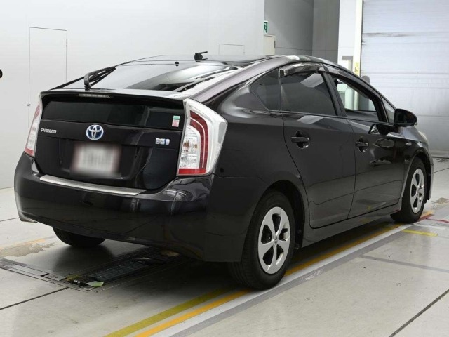 Toyota PRIUS 2014 8151115-1