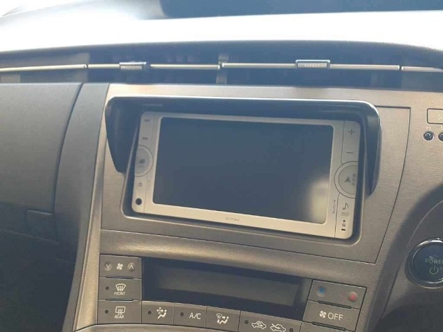 Toyota PRIUS 2014 8151115-12