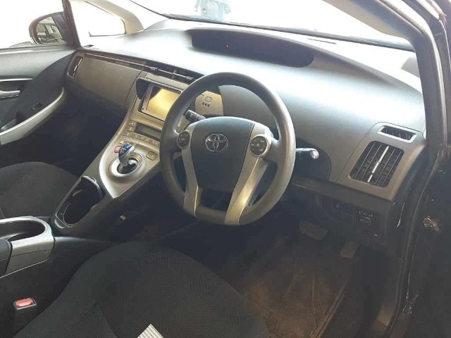 Toyota PRIUS 2014 8151115-9