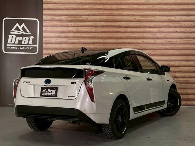 Toyota PRIUS 2016 8151133-13