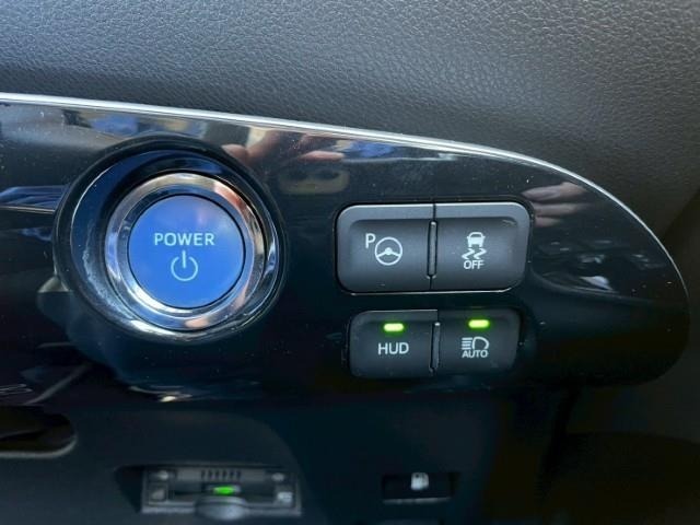 Toyota PRIUS 2016 8151133-8