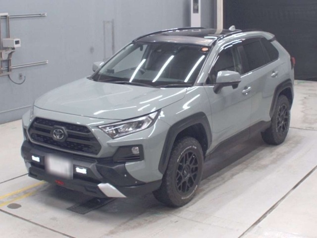 Toyota RAV4 2020 8150083-0