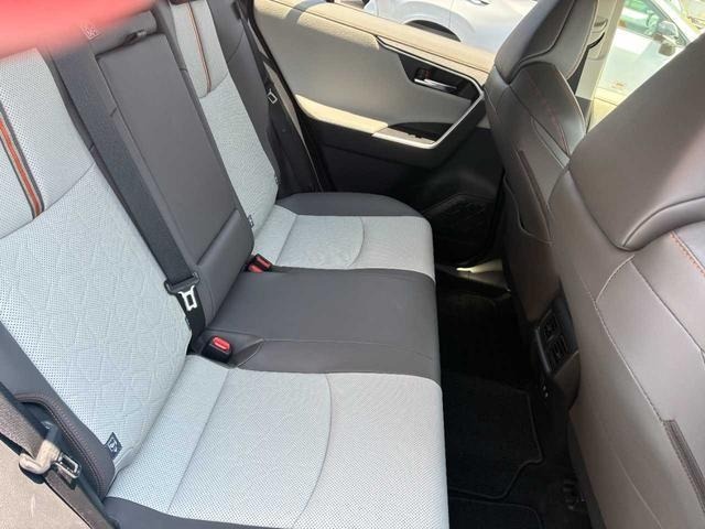 Toyota RAV4 2019 8150100-21