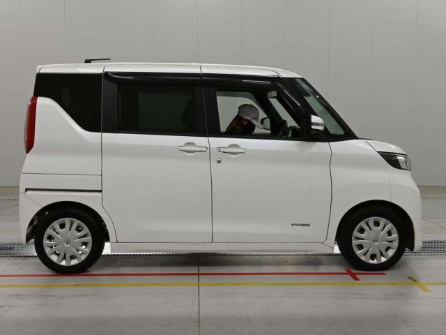 Nissan ROOX 2021 8149494-3