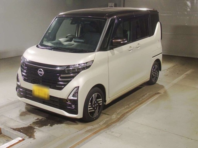 Nissan ROOX 2024 8149519-0
