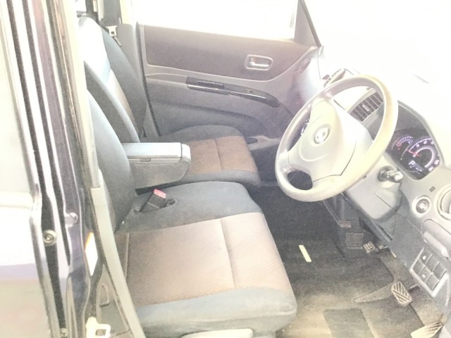 Nissan ROOX 2012 8149526-5