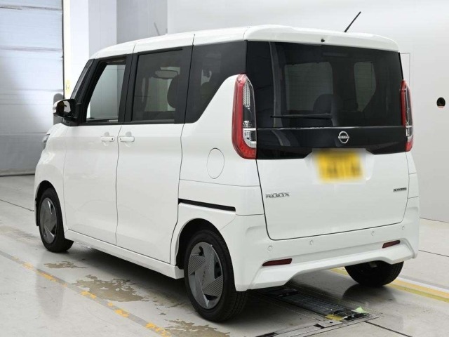 Nissan ROOX 2025 8149527-6