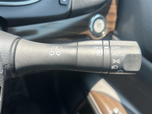 Nissan TEANA 2012 8139015-5