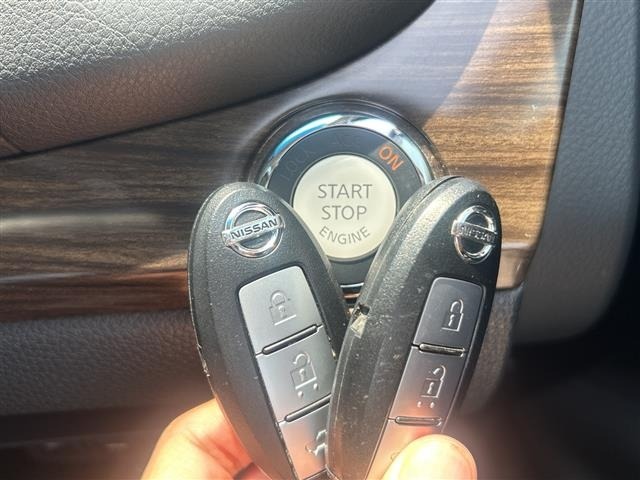 Nissan TEANA 2012 8139015-7