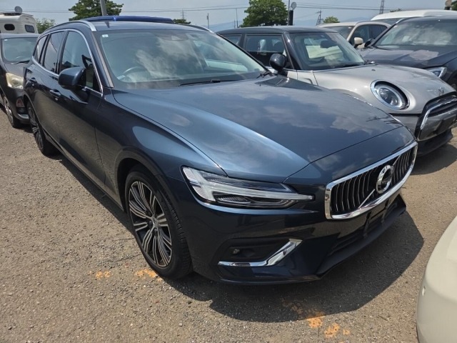 Volvo V60 2021 8138595-0