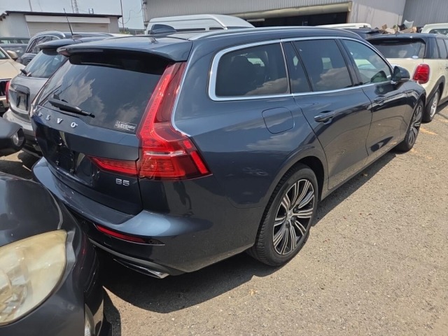 Volvo V60 2021 8138595-1