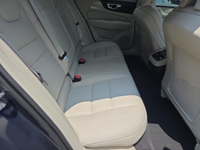 Volvo V60 2021 8138595-3
