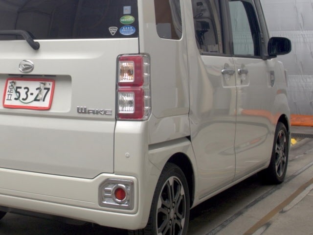 Daihatsu WAKE 2019 8138560-5