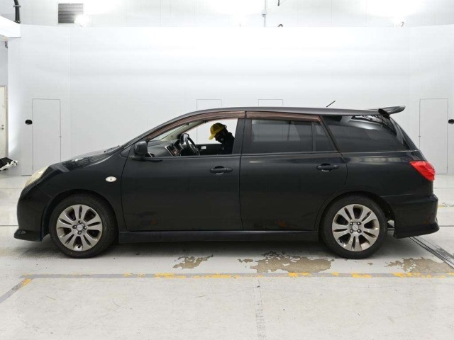 Nissan Wingroad 2012 8139292-4