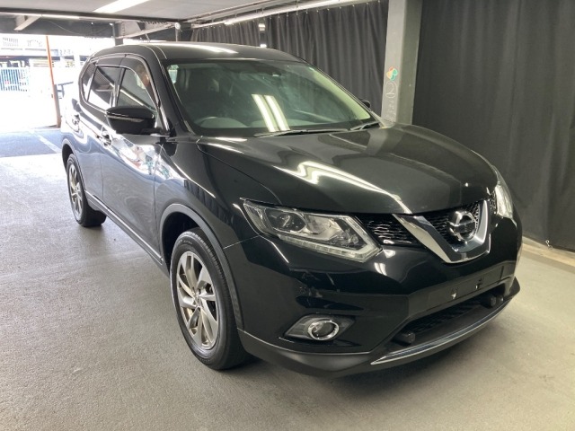 Nissan X-TRAIL 2017 8147925-0