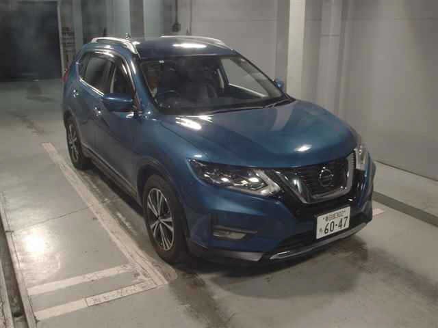 Nissan X-TRAIL 2020 8147945-0