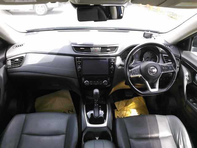 Nissan X-TRAIL 2020 8147945-8