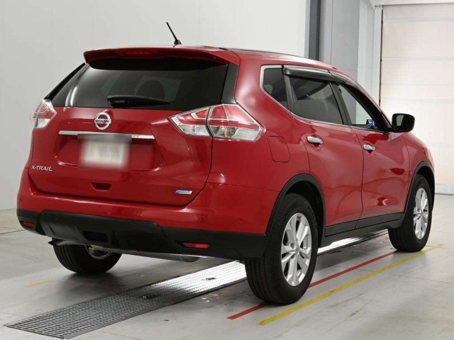 Nissan X-TRAIL 2015 8147974-1