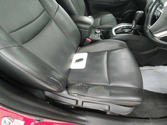 Nissan X-TRAIL 2015 8147974-10