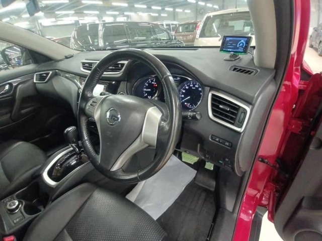 Nissan X-TRAIL 2015 8147974-9