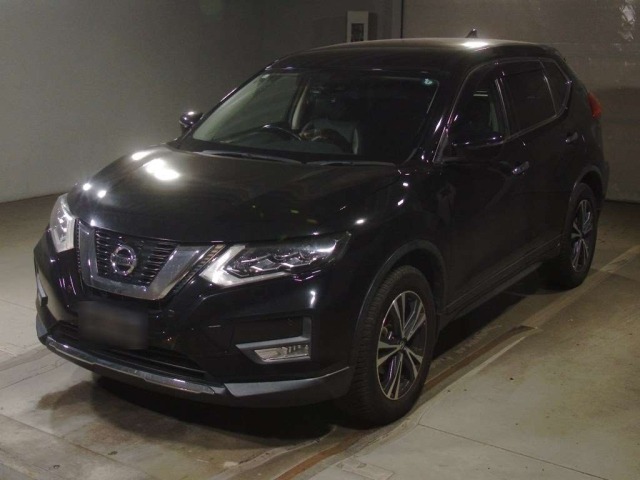 Nissan X-TRAIL 2017 8148007-0