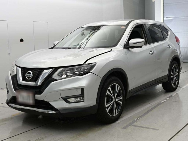 Nissan X-TRAIL 2018 8148045-0