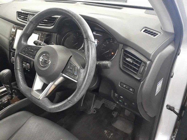 Nissan X-TRAIL 2018 8148045-9