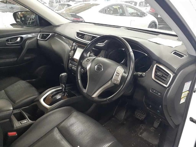 Nissan X-TRAIL 2014 8148050-9