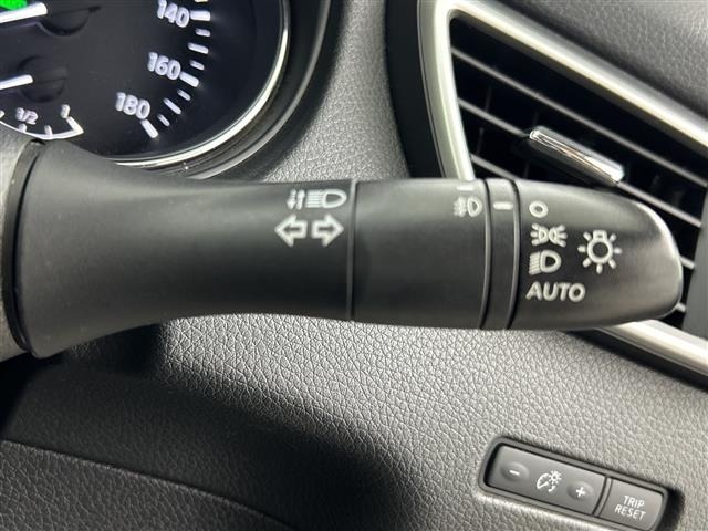 Nissan X-TRAIL 2016 8148547-7