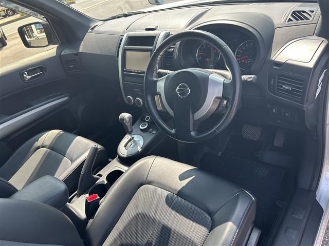 Nissan X-TRAIL 2013 8148788-22