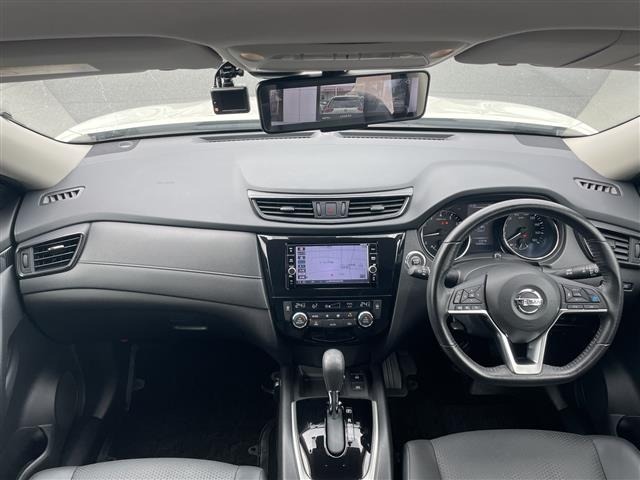 Nissan X-TRAIL 2018 8149006-15