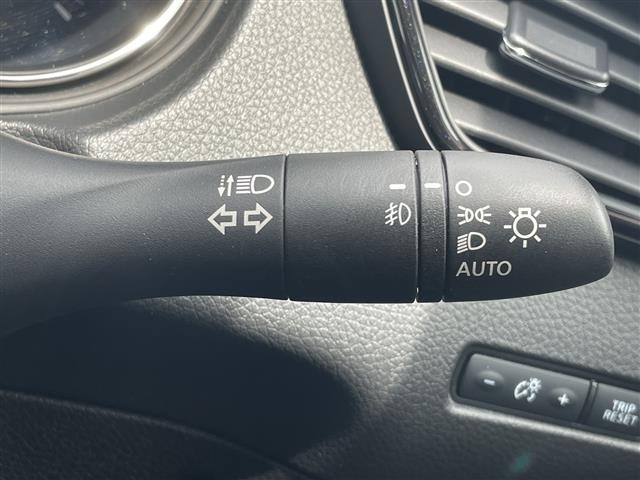 Nissan X-TRAIL 2018 8149006-9