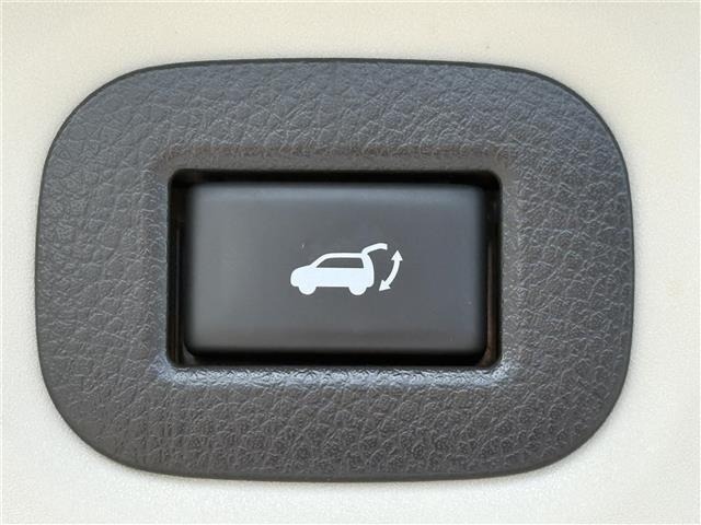 Nissan X-TRAIL 2018 8149014-6