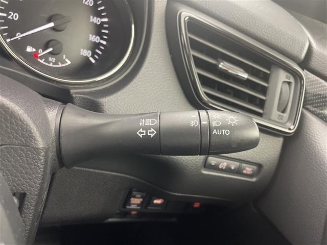 Nissan X-TRAIL 2017 8149060-11