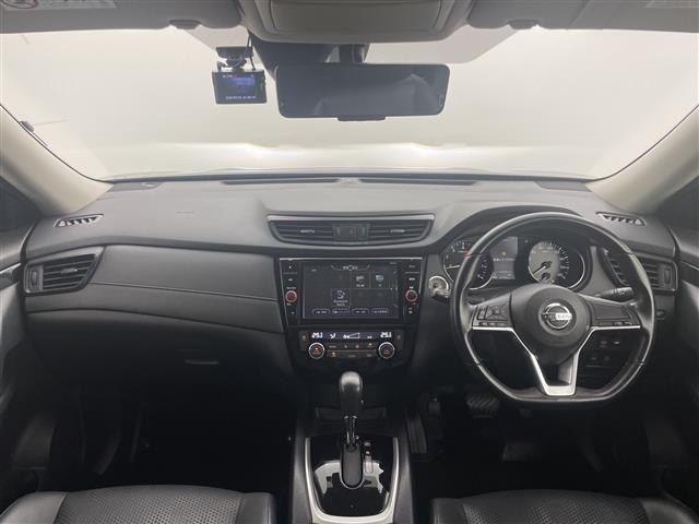 Nissan X-TRAIL 2017 8149060-14