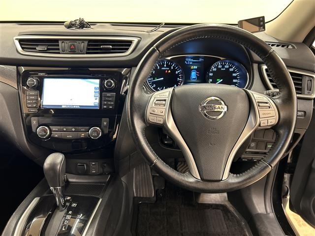Nissan X-TRAIL 2014 8149106-17